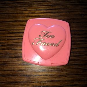 Too faced love flush blush